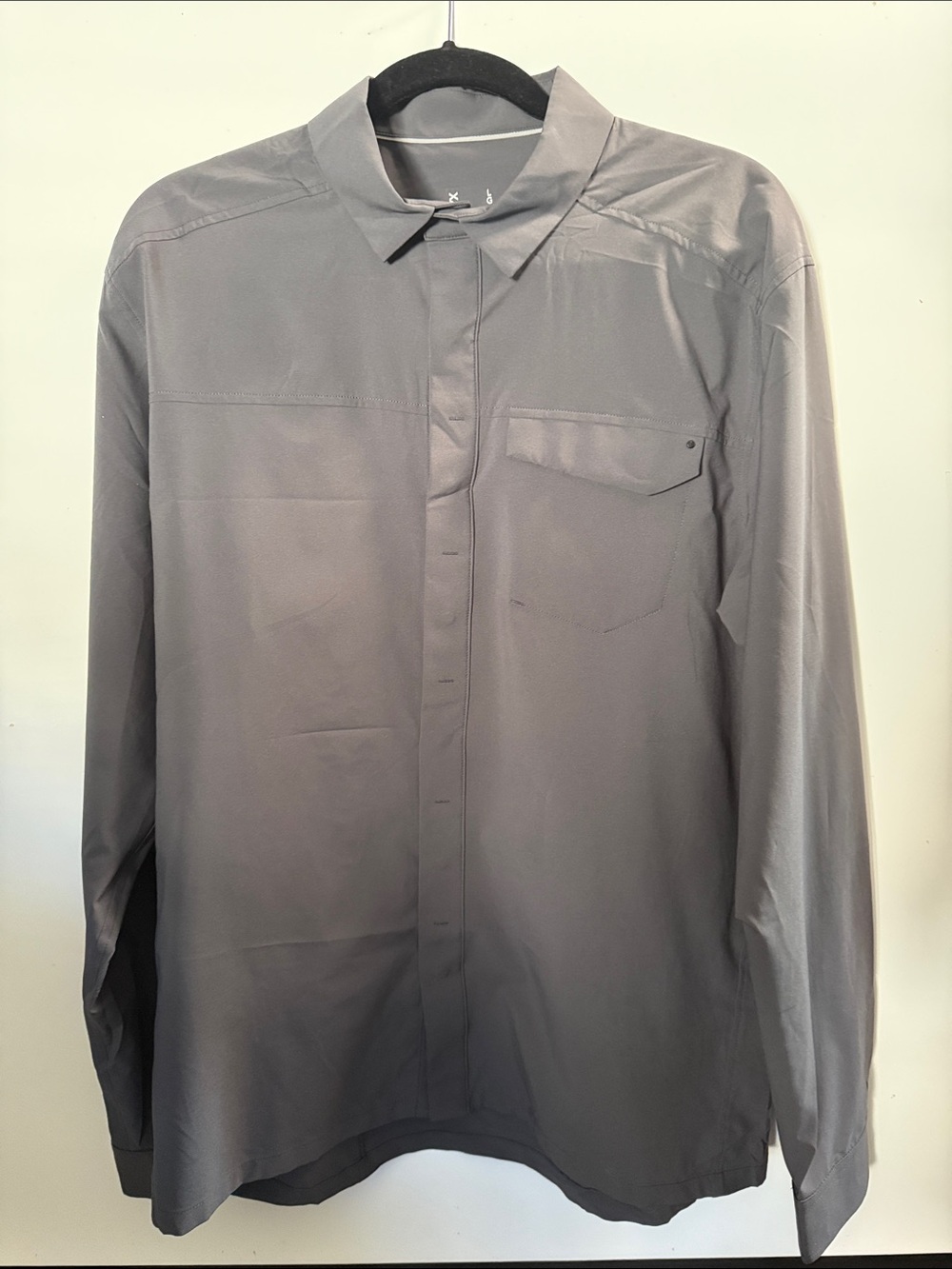 Arc'teryx Men's Button-Down Shirt in Gray
